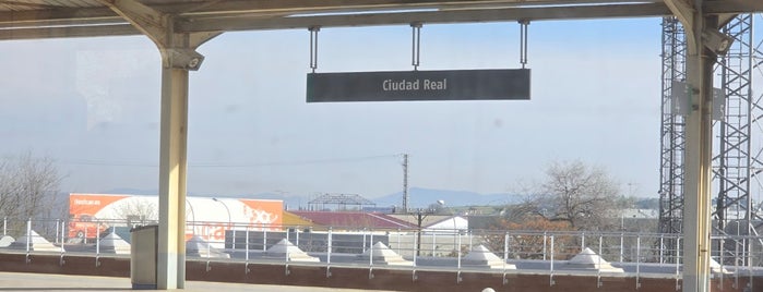 Ciudad Real is one of Capitales de provincia.