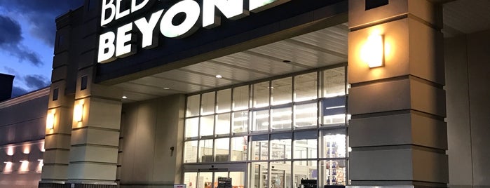 Bed Bath & Beyond is one of Alysonさんのお気に入りスポット.