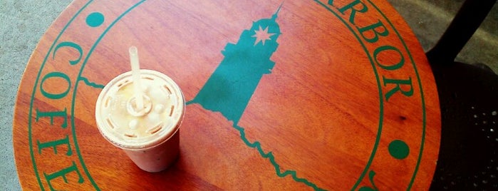 Good Harbor Coffee is one of Michael Dylan : понравившиеся места.