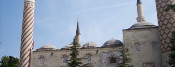 Üç Şerefeli Camii is one of Tempat yang Disimpan Ceylan.