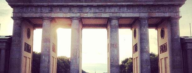 Brandenburger Tor is one of ver en Berlín.