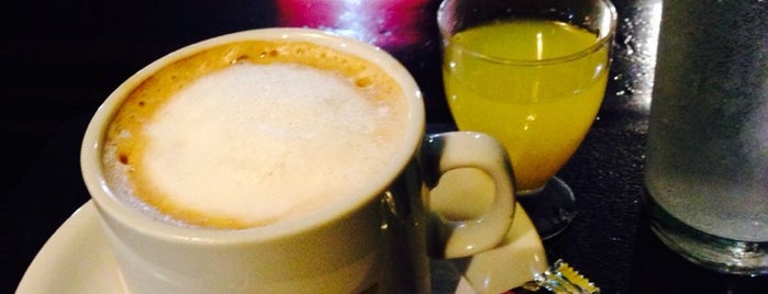 Das Pedras Cafe is one of Se cambia mas fácilmente de religión, que de café..