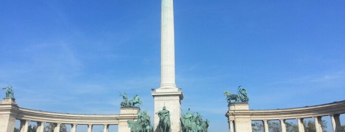 Piazza degli Eroi is one of Budapest 🇭🇺.
