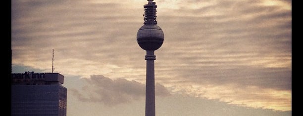 Torre de televisão de Berlim is one of germany.