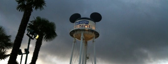 Walt Disney Studios Park is one of belos locais no mundo.