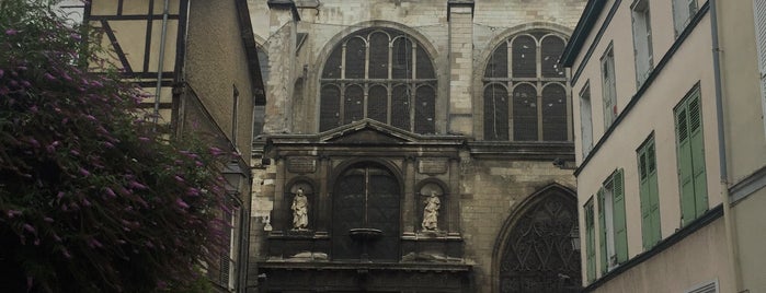 Église Saint-Nicolas is one of Tempat yang Disukai Richard.