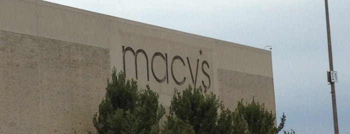 Macy's is one of A 님이 좋아한 장소.