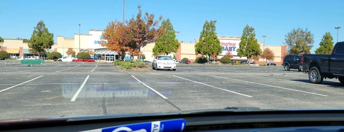 Patton Creek Shopping Center is one of INTERESTING VISITS.