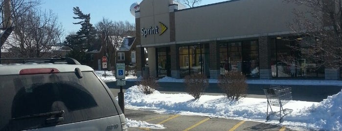Sprint Store is one of stores.