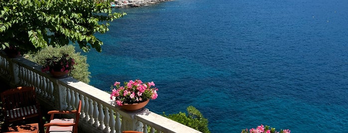 palazzo avino clubhouse by the sea is one of Ravello.