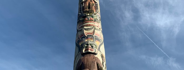 The Totem Pole is one of Lieux qui ont plu à Carl.