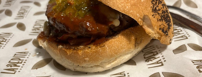 La Pepita Burger Ourense is one of Tempat yang Disukai Rafa.