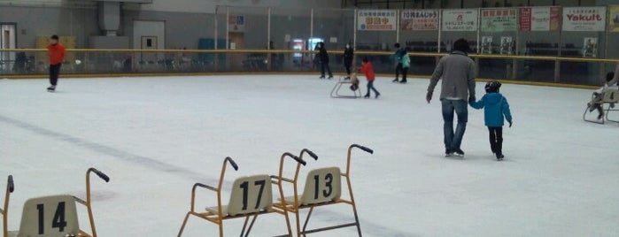 北九州アイススケートセンター is one of スケートリンク.