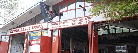 Auto centar Stojanović is one of Lieux qui ont plu à MarkoFaca™🇷🇸.
