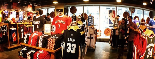 NBA Store is one of Summerlogy new-yorkaise (part 1).