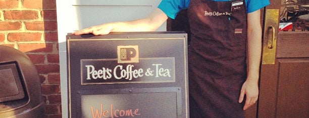 Peet's Coffee & Tea is one of Lugares favoritos de Kate.