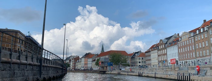 Panorama Sightseeing & Canal Tour is one of Kopenhagen.