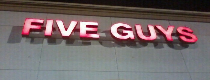 Five Guys is one of Lieux qui ont plu à Lateria.