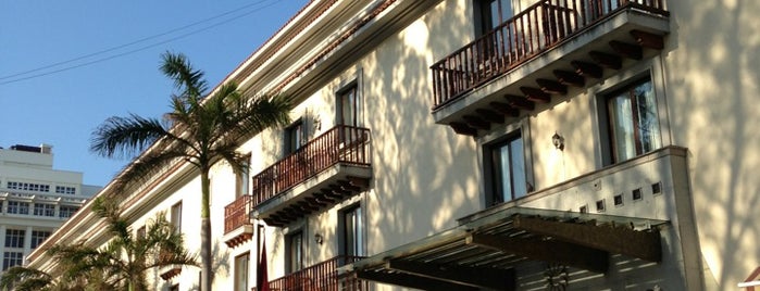 Fiesta Inn is one of Tempat yang Disukai Jorge.