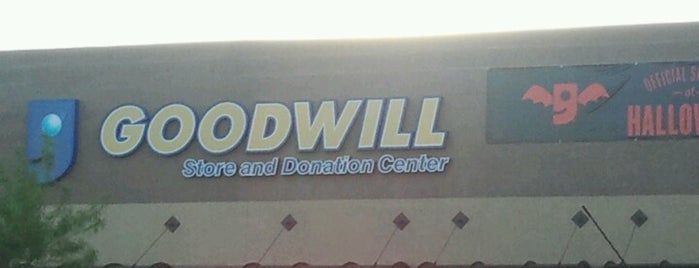 Goodwill is one of Lieux qui ont plu à Stephen G..