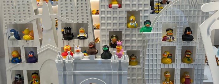 Barcelona Duck Store is one of Barcelona.