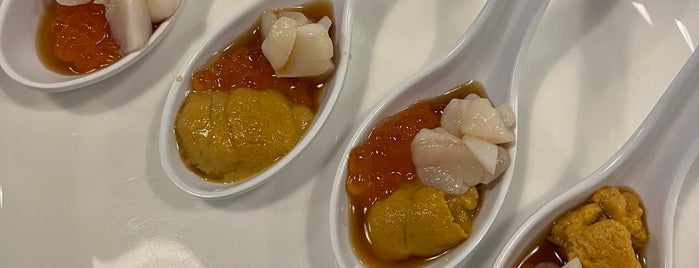 Shiroi Sushi is one of Sushi.