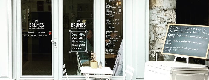 Brumes is one of Anncey France.