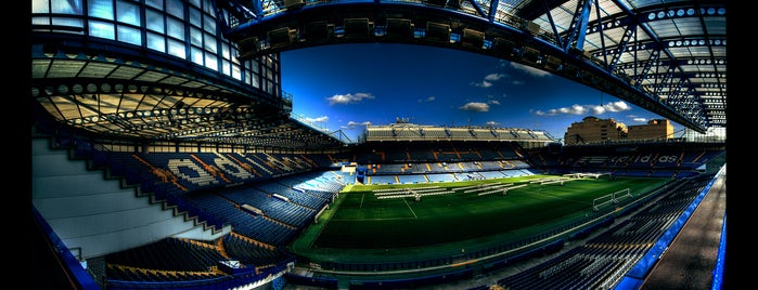 สนามกีฬาสแตมฟอร์ดบริดจ์ is one of Premier League Stadiums.