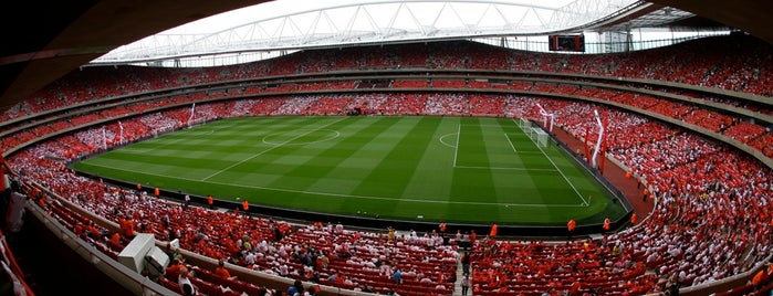 Emirates Stadyumu is one of Barclays Premier League Stadiums 2013-14 Season.
