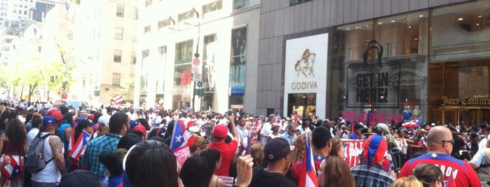 Puerto Rican Day Parade is one of Orte, die JRA gefallen.