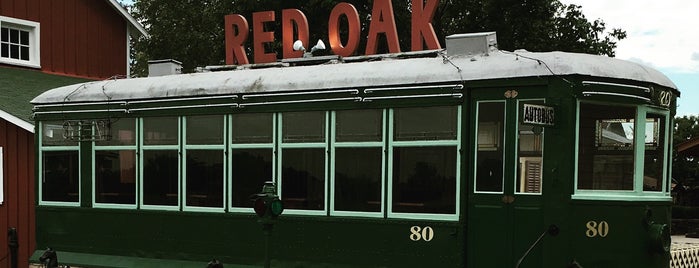 Red Oak II is one of Locais curtidos por Clarissa.