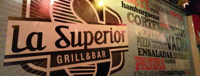 La Superior Grill & Bar is one of Lugares favoritos de Eric.