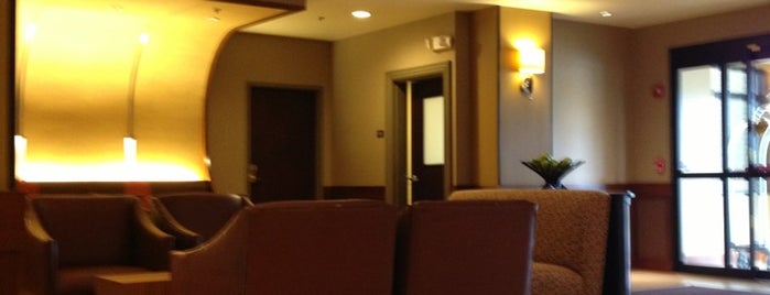 Hyatt Place Kansas City Airport is one of Joshさんのお気に入りスポット.