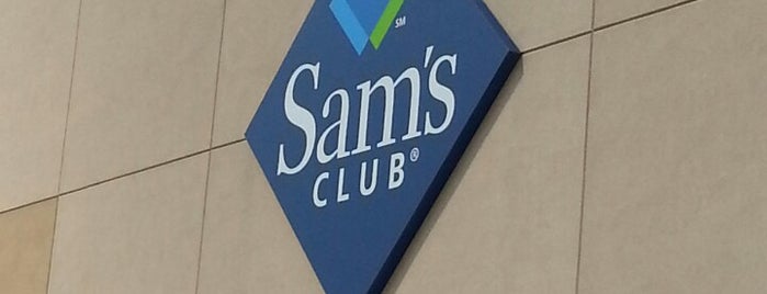 Sam's Club is one of Tempat yang Disukai Andrea.