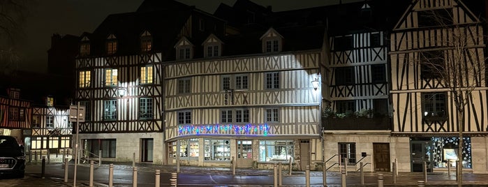Rouen is one of EU - Strolling France.
