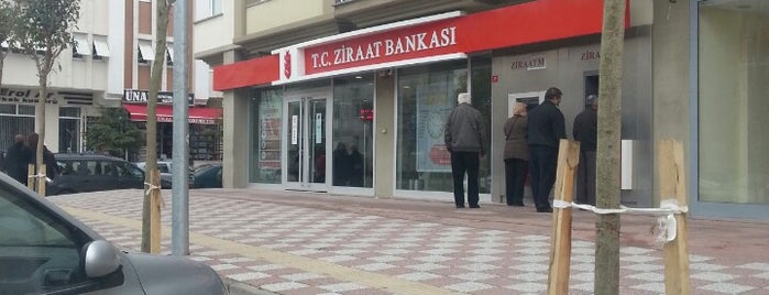 Ziraat Bankası is one of สถานที่ที่ Aydın ถูกใจ.