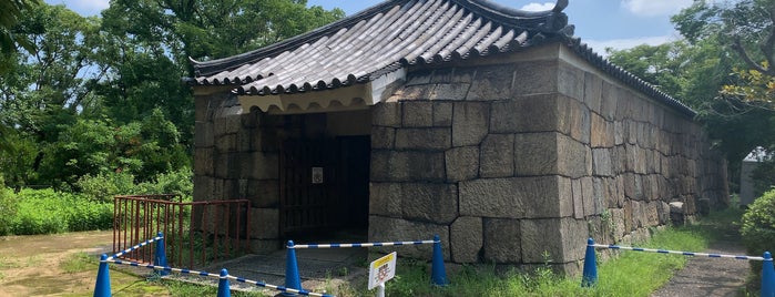 焔硝蔵 is one of 大阪城の見所.
