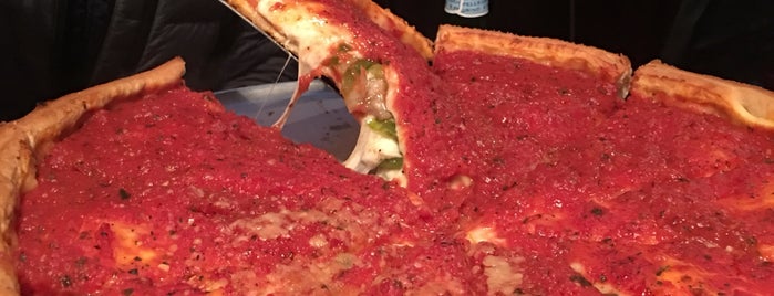 Giordano's is one of Pepe’s Liked Places.