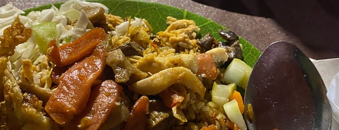 Nasi Goreng Warung Bhakti is one of Indonesian Cuisine.
