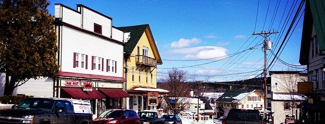 Kara's Cafe And Cakery is one of NH.