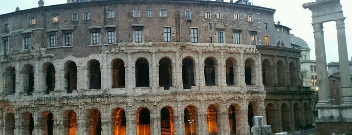 The English Theater Of Rome is one of Best places to learn/practice your English in Rome.