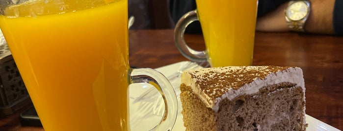 Comma Café | کافه کاما is one of كافه هاي تهران.