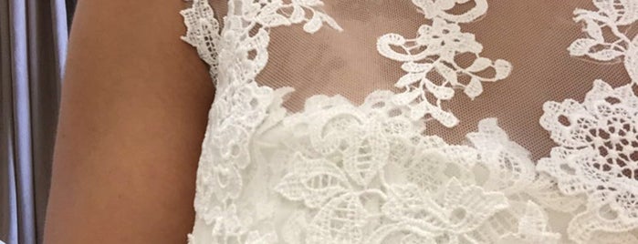 Pronovias Guadalajara - Vestidos de Novia is one of Gabs'ın Beğendiği Mekanlar.