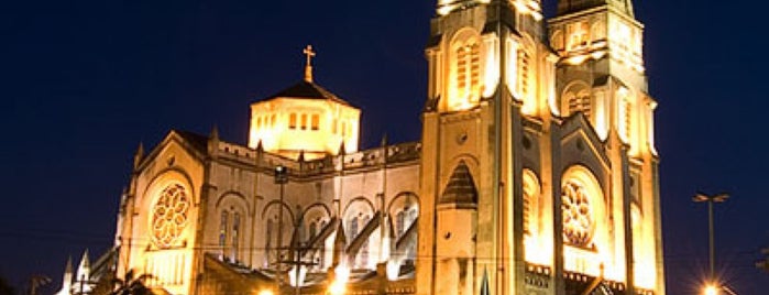 Catedral Metropolitana de Fortaleza is one of Locais.
