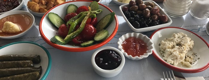 Moresi Eskiköy is one of Fatih'in Beğendiği Mekanlar.