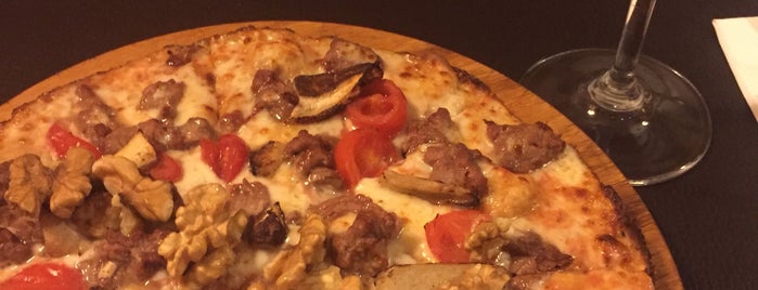 Ristorante Pizzeria Venedik is one of Posti che sono piaciuti a Fatih.