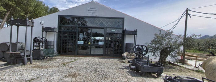Centro de Interpretación del Aceite de Luque is one of Turismo Luque.
