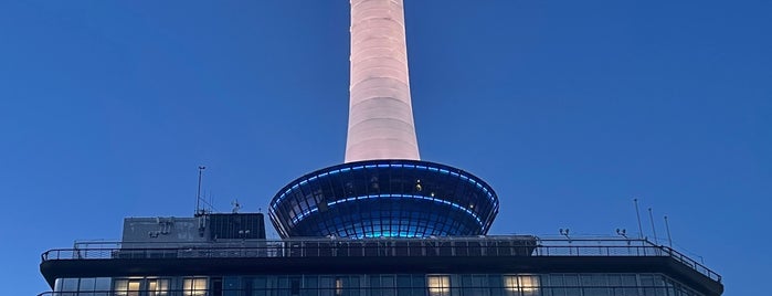 Kyoto Tower Hotel is one of Praying facilities.