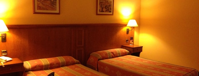 Hotel Restaurante Lozano is one of Donde Dormir en Antequera.