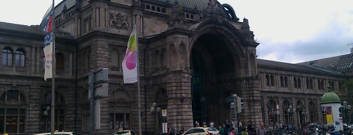 Nürnberg Hauptbahnhof is one of Bahnhöfe Deutschland.